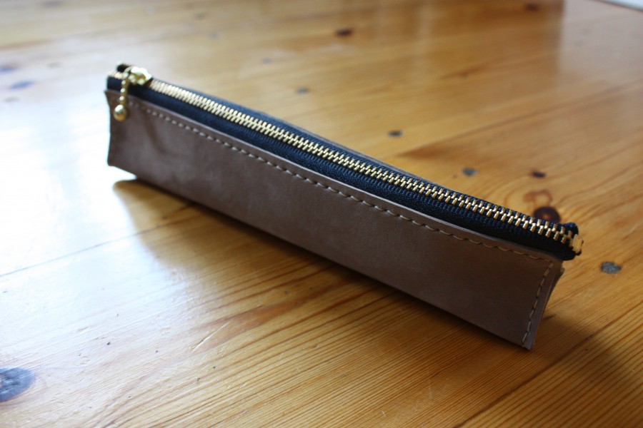 new! triangle leather pen case!